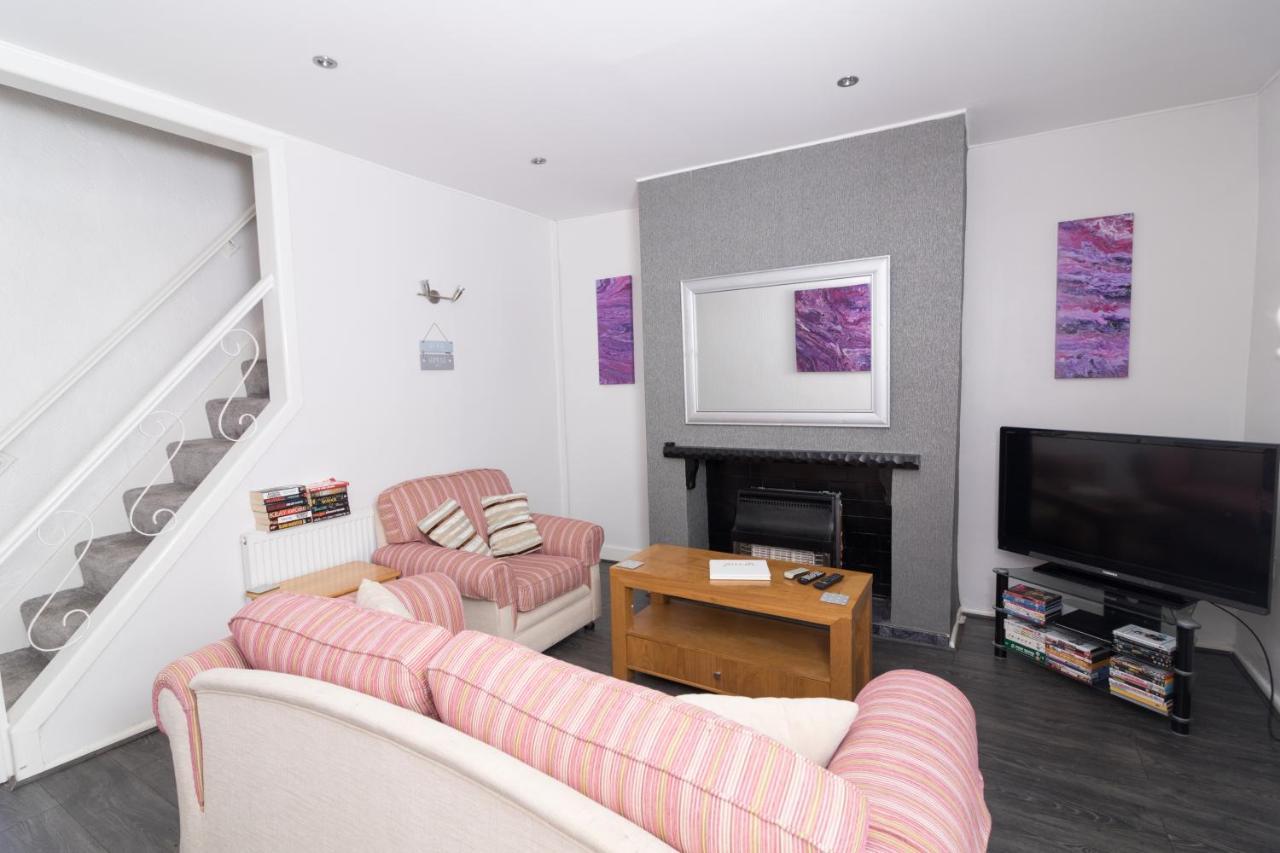 Entire House - 2 Bedroom - 3 Bed - Free Wifi - Tv Clayton-le-Moors Экстерьер фото